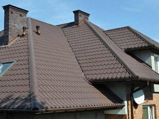 Металлочерепица Grand Line Монтеррей 0,5 Satin Мatt RR 32 Темно-коричневый 3 - в «Монолит-Металлопрокат».